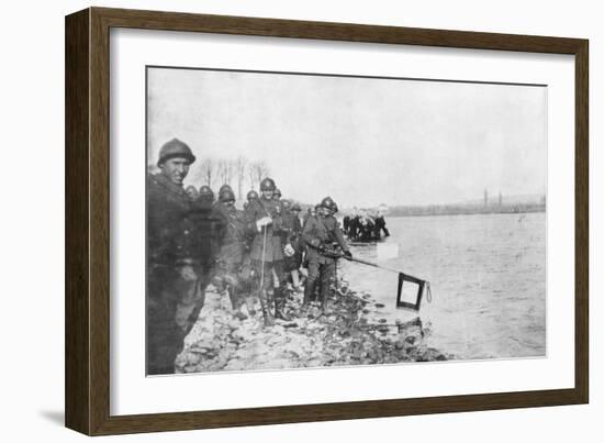 2nd Moroccan Division Bathes its Flags in the Rhine, Huningue, Alsace, France, 21 November 1918-null-Framed Giclee Print