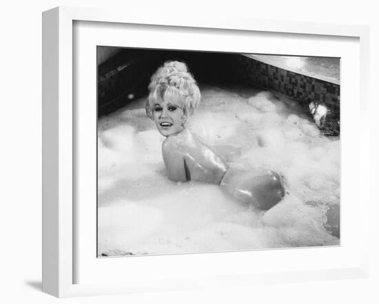 3 Nuts in Search of a Bolt, Mamie Van Doren, 1964-null-Framed Photo