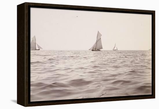 3  voiliers-null-Framed Premier Image Canvas