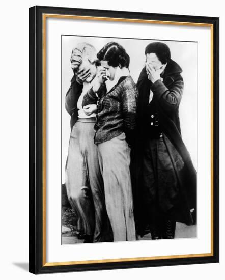 3 Women Who Were with John Dillinger's Gang at Little Bohemia Lodge During Shoot-Out with the FBI-null-Framed Photo