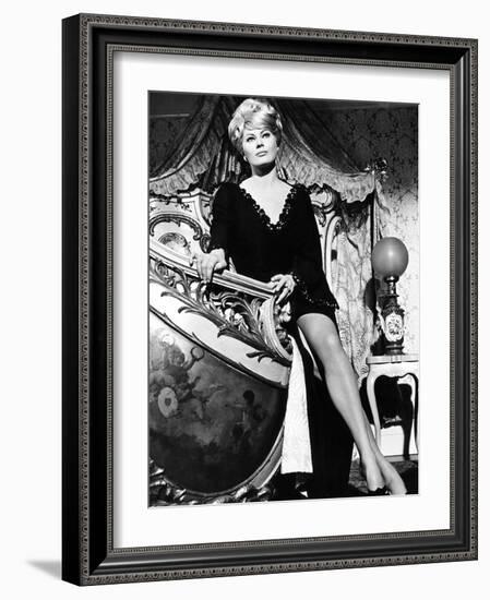 4 for Texas, (AKA Four for Texas), Anita Ekberg, 1964-null-Framed Photo