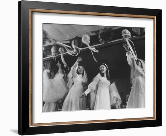 4 Sisters Jeanette, Janice, Joanie and Judith Hund, All Getting Married on the Same Day-Bill Eppridge-Framed Photographic Print
