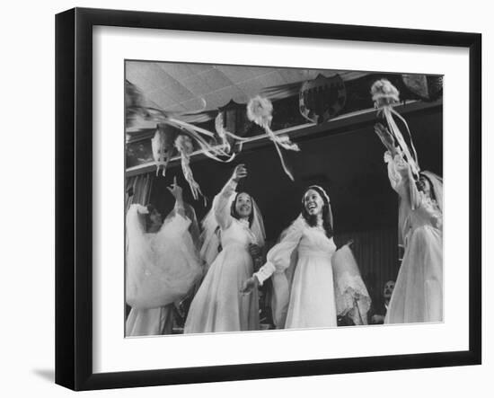 4 Sisters Jeanette, Janice, Joanie and Judith Hund, All Getting Married on the Same Day-Bill Eppridge-Framed Photographic Print