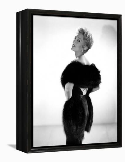 5 AGAINST THE HOUSE, 1955 directed by PHIL KARLSON with Kim Novak (b/w photo)-null-Framed Stretched Canvas