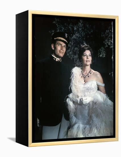 55 DAYS IN PEKING, 1963 directed by NICOLAS RAY with Charlton Heston / Ava Gardner (photo)-null-Framed Stretched Canvas