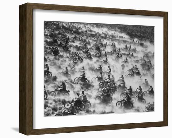 650 Motorcyclists Race Through the Mojave Desert-Bill Eppridge-Framed Photographic Print