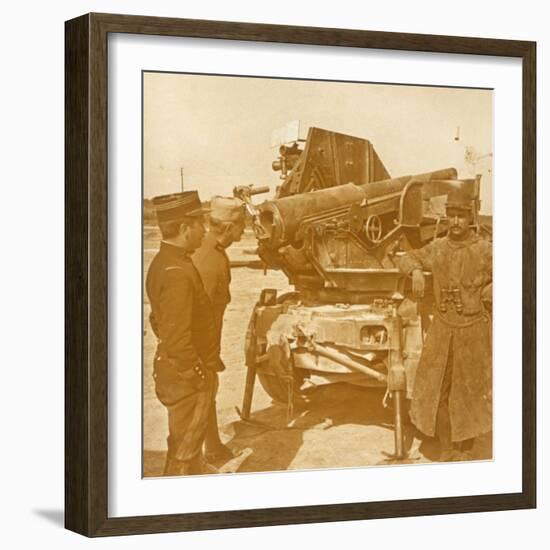 75 automatic anti-aircraft gun, c1914-c1918-Unknown-Framed Photographic Print