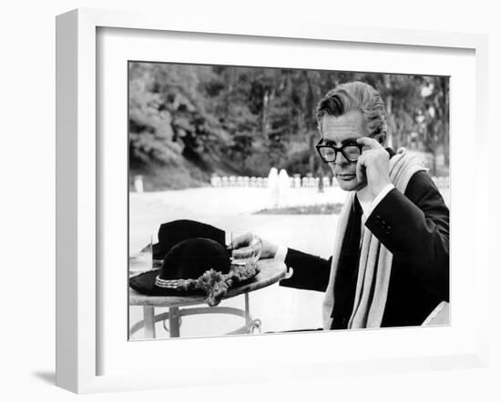 8 1/2, Marcello Mastroianni, 1963-null-Framed Photo