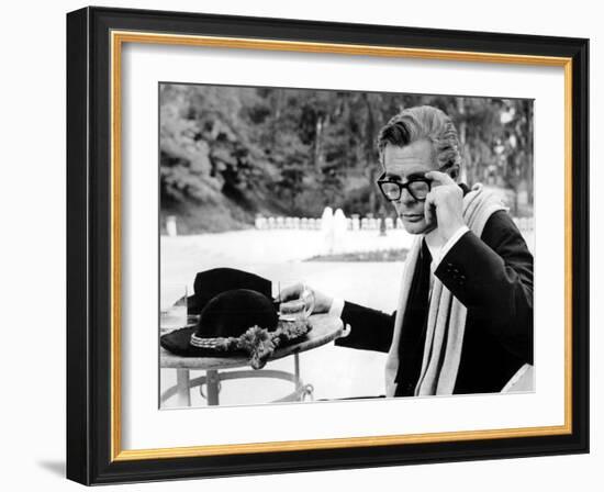 8 1/2, Marcello Mastroianni, 1963-null-Framed Photo