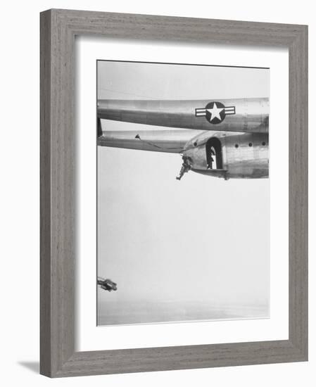 82nd Airborne Trooper Demonstrating Perfect Jump Form with Hands Clenched-Hank Walker-Framed Photographic Print