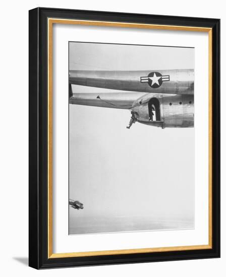 82nd Airborne Trooper Demonstrating Perfect Jump Form with Hands Clenched-Hank Walker-Framed Photographic Print