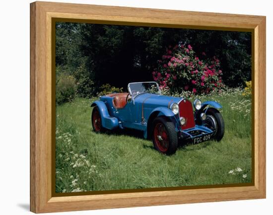 A 1933 Alfa Romeo 8C 2300-null-Framed Premier Image Canvas