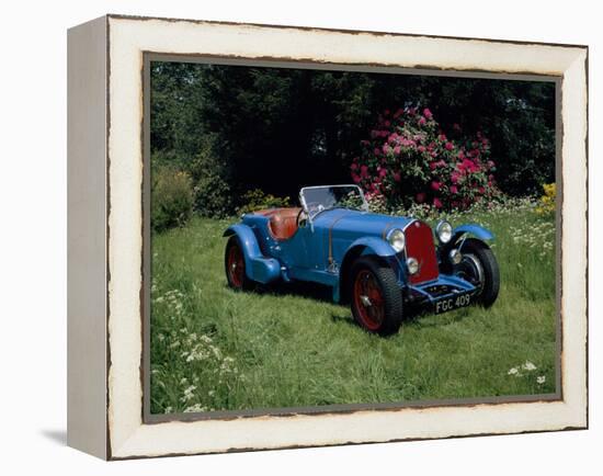 A 1933 Alfa Romeo 8C 2300-null-Framed Premier Image Canvas