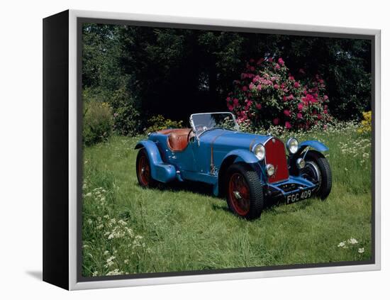 A 1933 Alfa Romeo 8C 2300-null-Framed Premier Image Canvas