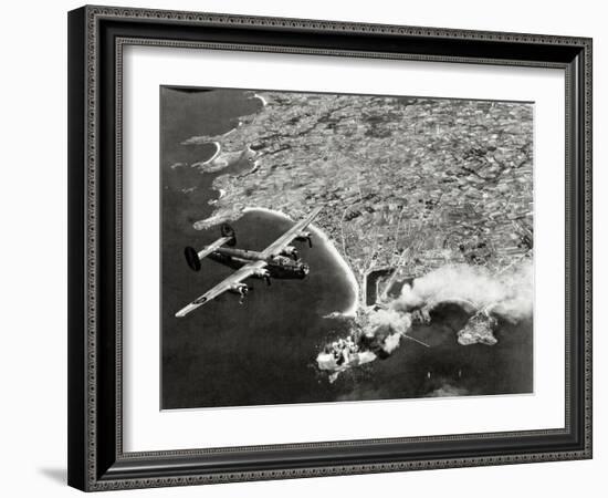 A Boeing B-24 "Liberator"-null-Framed Photographic Print