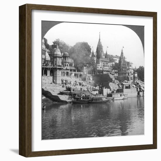 A Burning Ghat on the Ganges at Benares (Varanas), India, 1900s-Underwood & Underwood-Framed Photographic Print