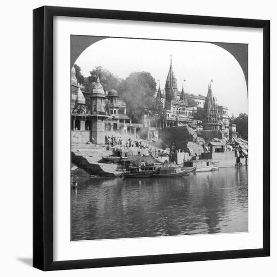 A Burning Ghat on the Ganges at Benares (Varanas), India, 1900s-Underwood & Underwood-Framed Photographic Print