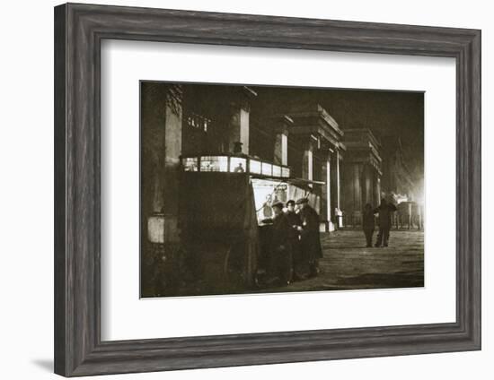 A coffee stall at Hyde Park Corner, London, 20th century-Unknown-Framed Photographic Print