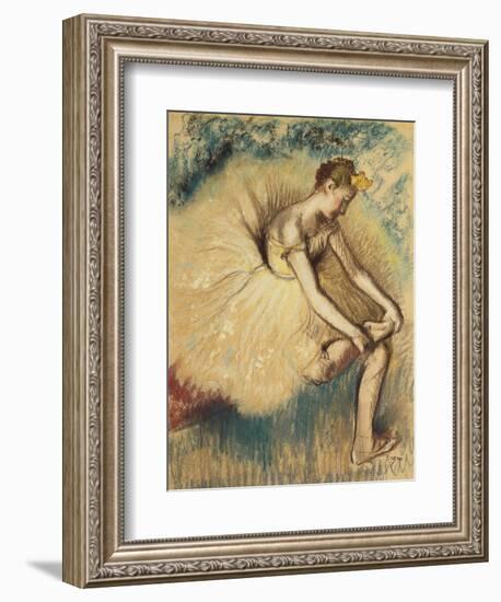 A Dancer Putting on Her Shoe; Danseuse Attachant Sa Chaussure, 1896-Edgar Degas-Framed Giclee Print