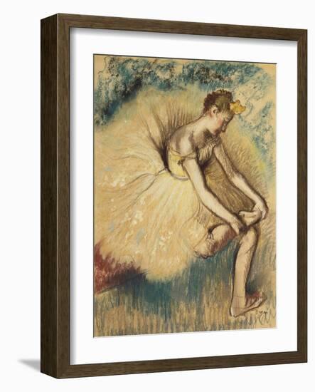 A Dancer Putting on Her Shoe; Danseuse Attachant Sa Chaussure, 1896-Edgar Degas-Framed Giclee Print