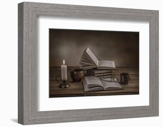 A Good Read-Margareth Perfoncio-Framed Photographic Print