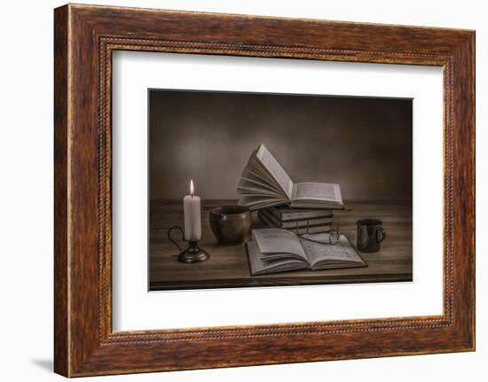 A Good Read-Margareth Perfoncio-Framed Photographic Print