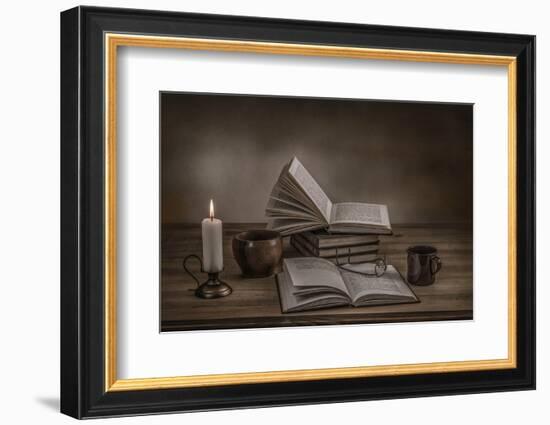 A Good Read-Margareth Perfoncio-Framed Photographic Print