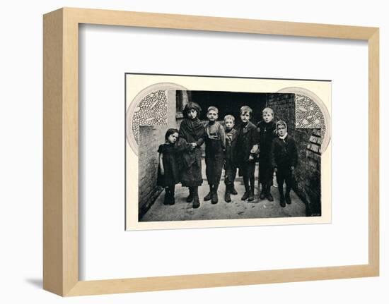 'A Group of the Aristocracy', 1901-Unknown-Framed Photographic Print