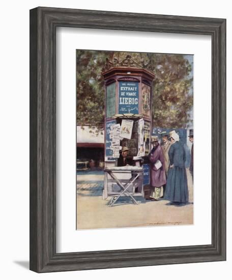 A Kiosque, Paris-Mortimer Ludington Menpes-Framed Giclee Print