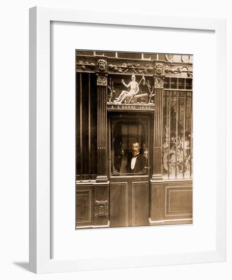 A? L'Homme Arme?, 25 Rue des Blancs Manteaux, Paris 1900-Eugène Atget-Framed Photographic Print