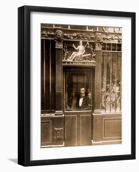 A? L'Homme Arme?, 25 Rue des Blancs Manteaux, Paris 1900-Eugène Atget-Framed Photographic Print