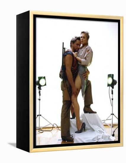 A la poursuite du diamant vert Romancing the stone by Robert Zemeckis with Michael Douglas and Kath-null-Framed Stretched Canvas