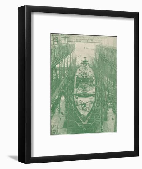 A light cruiser under construction, c1917 (1919)-Unknown-Framed Photographic Print