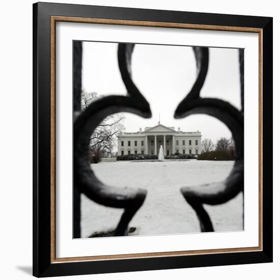 A Light Dusting of Snow Covers the Ground in Front of the White House-Ron Edmonds-Framed Photographic Print