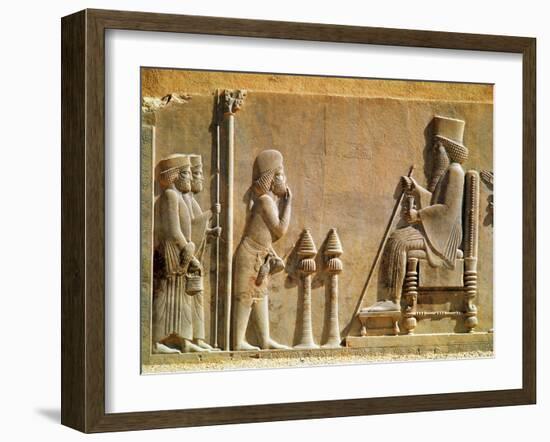 A Median Officer Paying Homage to King Darius I (circa 550-486 BC) from the Treasury, circa 515 BC-null-Framed Giclee Print