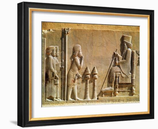 A Median Officer Paying Homage to King Darius I (circa 550-486 BC) from the Treasury, circa 515 BC-null-Framed Giclee Print