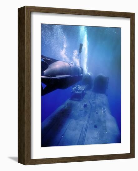 A MK-8 Mod-0 Seal Delivery Vehicle Rendezvous with the USS Kamehameha-Stocktrek Images-Framed Photographic Print