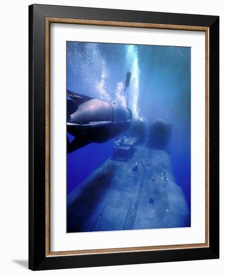 A MK-8 Mod-0 Seal Delivery Vehicle Rendezvous with the USS Kamehameha-Stocktrek Images-Framed Photographic Print