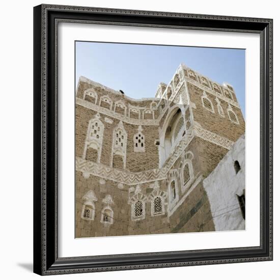 A multi-storeyed house in Shibam-Werner Forman-Framed Giclee Print