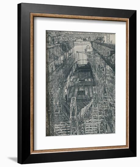 'A Nest of Steel. Cunard White Star liner Georgic in construction, 1927-1929, (1936)-Unknown-Framed Photographic Print