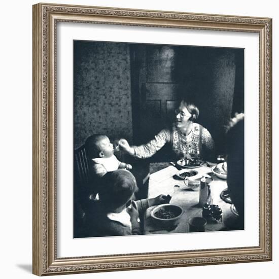 'A nice hot dinner', 1941-Cecil Beaton-Framed Photographic Print