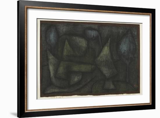 A Park Late in the Evening (Ein Park Abends Spät)-Paul Klee-Framed Giclee Print