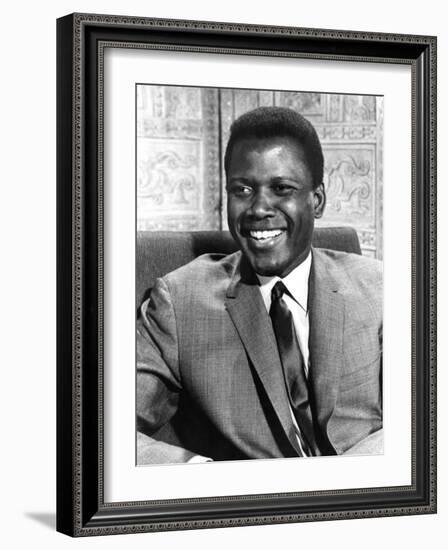 A Patch of Blue, Sidney Poitier, 1965-null-Framed Photo