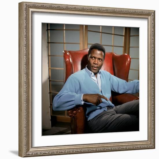 A Patch Of Blue, Sidney Poitier, 1965-null-Framed Photo