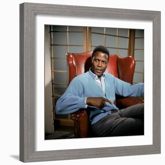 A Patch Of Blue, Sidney Poitier, 1965-null-Framed Photo