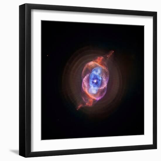 A Phase that Sun-like stars Undergo at the End of their Lives, Cat's Eye Nebula Redux, Chandra data-null-Framed Photographic Print