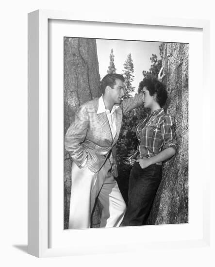 A Place in the Sun, Montgomery Clift, Elizabeth Taylor, 1951-null-Framed Premium Photographic Print