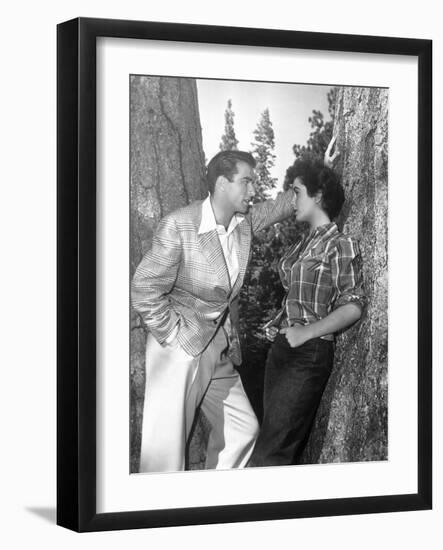A Place in the Sun, Montgomery Clift, Elizabeth Taylor, 1951-null-Framed Photo