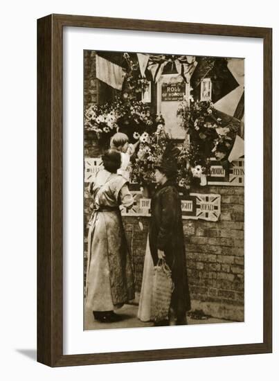 A Public Shrine in a London Street-null-Framed Photographic Print