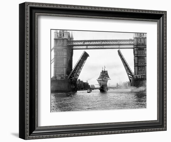 A Replica of Francis Drakes Ship the Golden Hinde Sails Down the Thames, September 1974-null-Framed Photographic Print